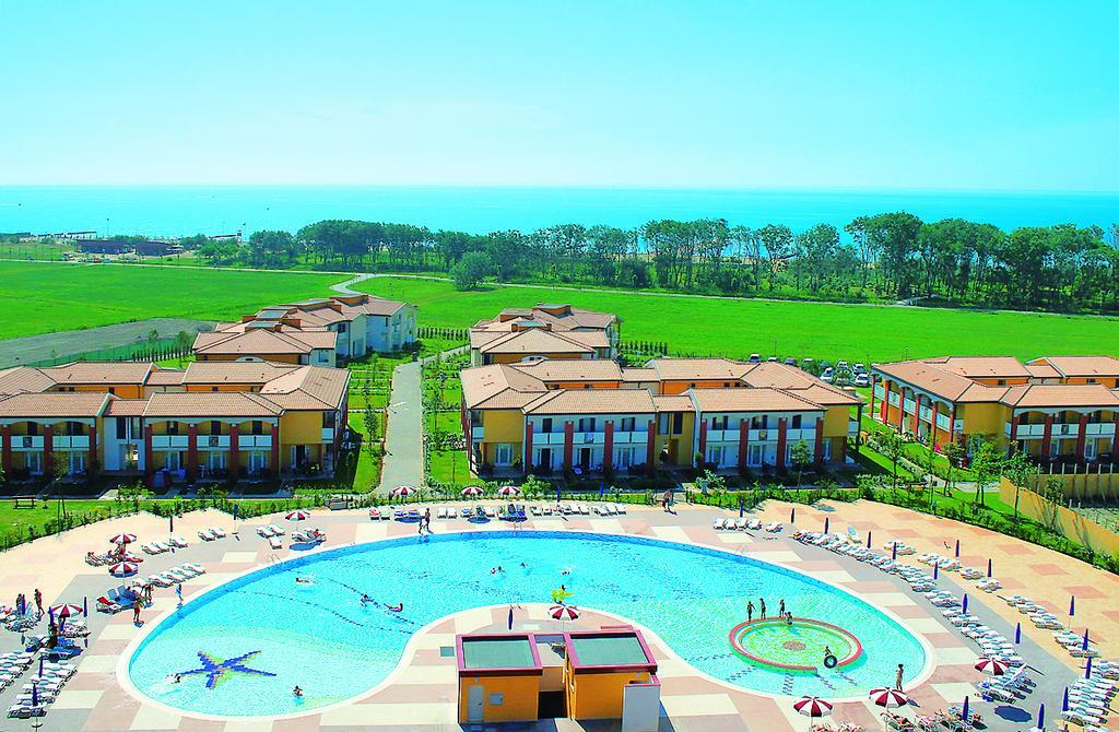 Villaggio Ai Pini 杜纳维德 外观 照片